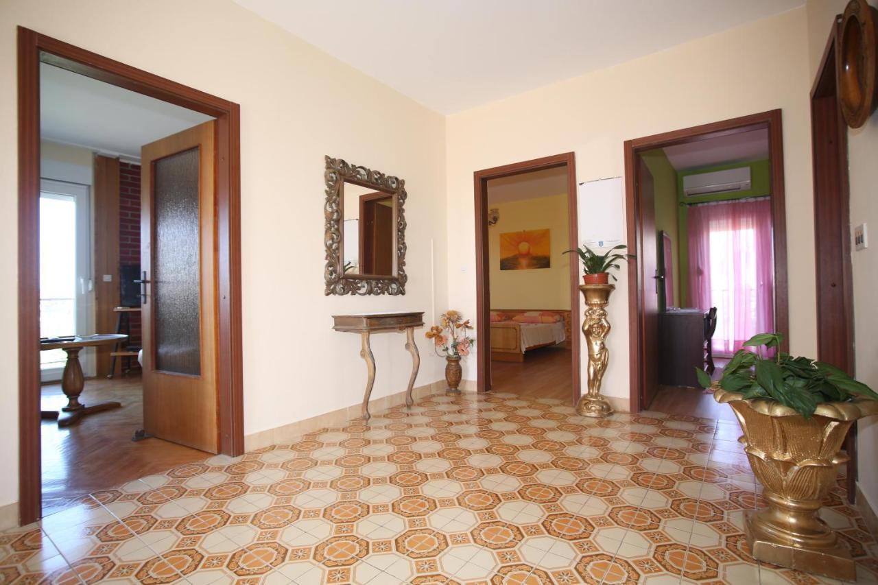 Apartment Michelle บาร์บินเย ภายนอก รูปภาพ